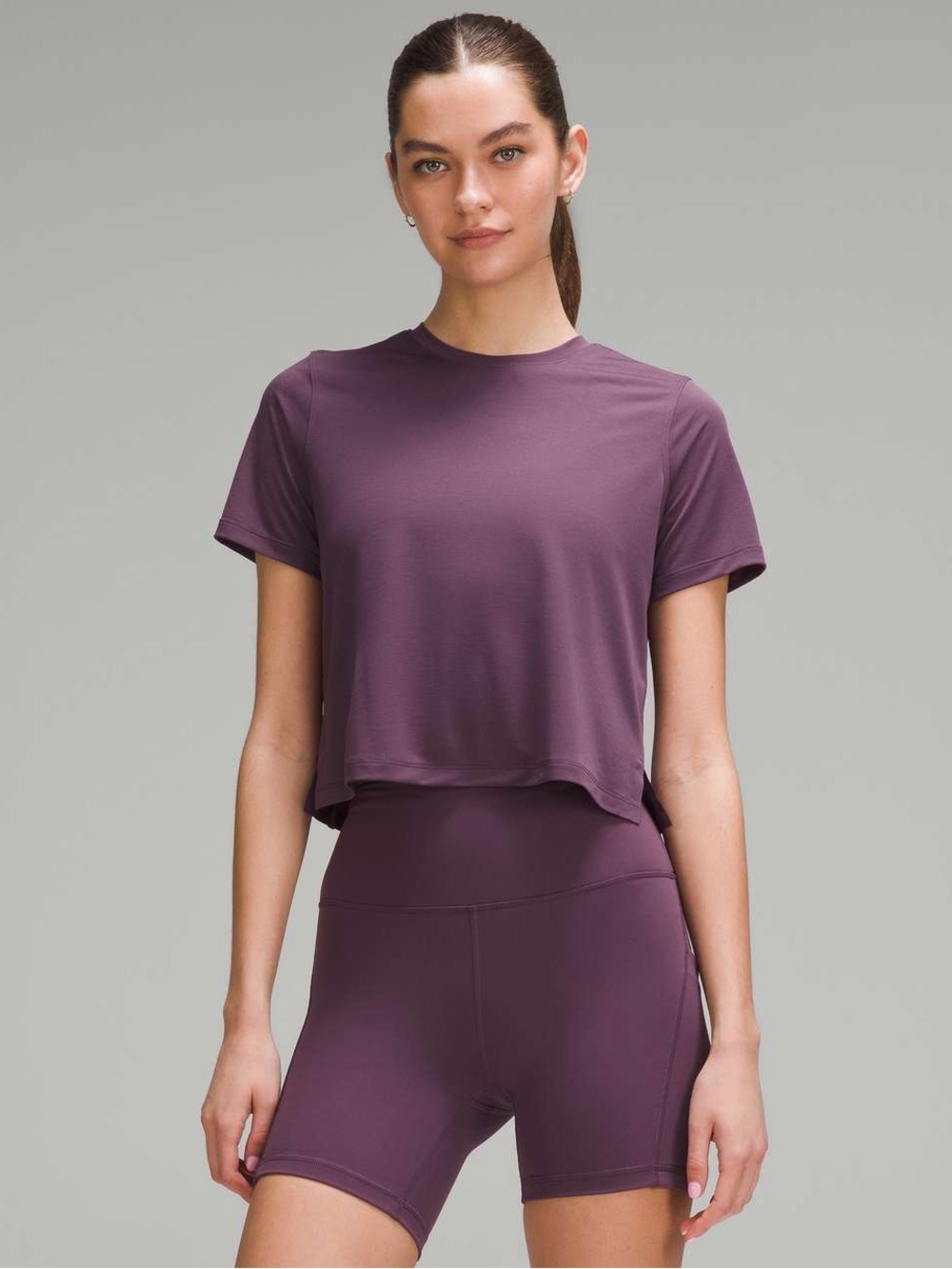 Lululemon ultra light dry fit waist length crop